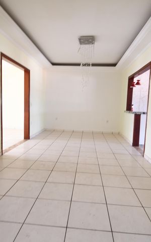 Casa para alugar com 280m², 4 quartos e 3 vagasSala