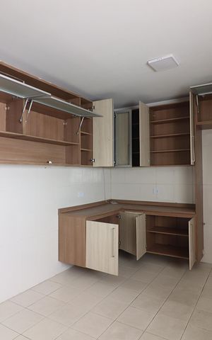 Casa à venda com 247m², 4 quartos e 4 vagasCozinha 