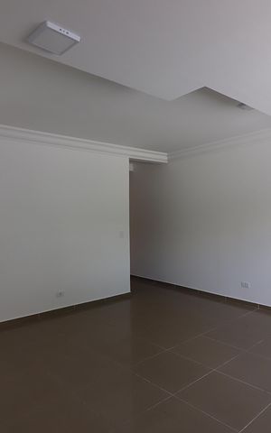 Casa à venda com 247m², 4 quartos e 4 vagasSala 