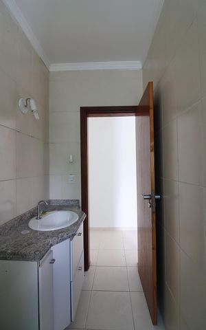 Casa à venda com 247m², 4 quartos e 4 vagasQuarto 1 - Suíte Banheiro 