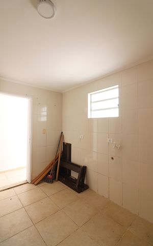 Casa à venda com 247m², 4 quartos e 4 vagasÁrea de Serviço