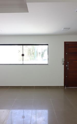 Casa à venda com 247m², 4 quartos e 4 vagasSala 