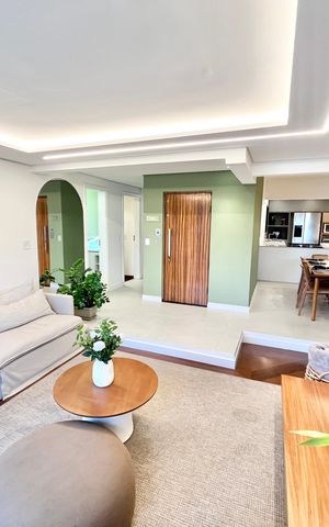 Apartamento à venda com 213m², 4 quartos e 3 vagas Apartamento à venda com 213m², 4 quartos e 3 vagasSala