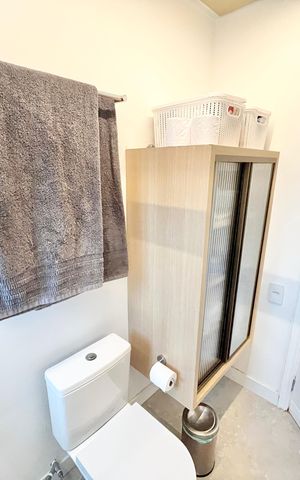 Apartamento à venda com 213m², 4 quartos e 3 vagas Apartamento à venda com 213m², 4 quartos e 3 vagasBanheiro da Suíte 2