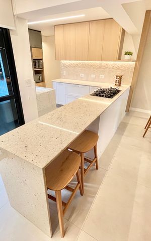 Apartamento à venda com 213m², 4 quartos e 3 vagas Apartamento à venda com 213m², 4 quartos e 3 vagasCozinha