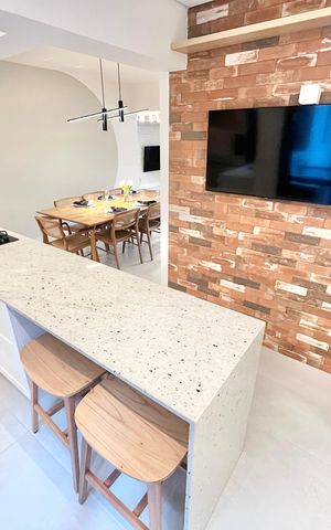 Apartamento à venda com 213m², 4 quartos e 3 vagas Apartamento à venda com 213m², 4 quartos e 3 vagasCozinha