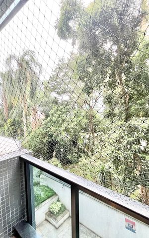 Apartamento à venda com 213m², 4 quartos e 3 vagas Apartamento à venda com 213m², 4 quartos e 3 vagasVaranda da Suíte