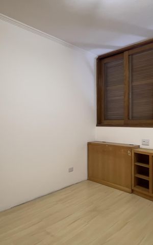 Casa à venda com 400m², 5 quartos e 4 vagas Casa à venda com 400m², 5 quartos e 4 vagasQuarto 2