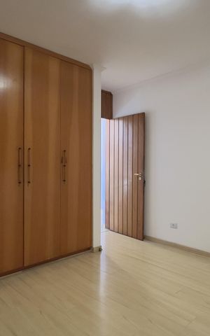 Casa à venda com 400m², 5 quartos e 4 vagas Casa à venda com 400m², 5 quartos e 4 vagasQuarto 3