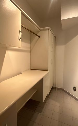 Apartamento para alugar com 285m², 3 quartos e 4 vagas Apartamento para alugar com 285m², 3 quartos e 4 vagasDeposito