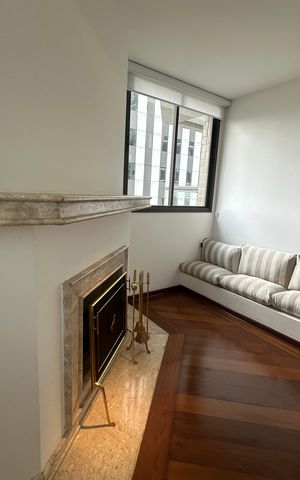 Apartamento para alugar com 285m², 3 quartos e 4 vagas Apartamento para alugar com 285m², 3 quartos e 4 vagasLareira