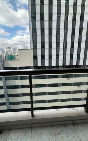 Apartamento para alugar com 285m², 3 quartos e 4 vagas Apartamento para alugar com 285m², 3 quartos e 4 vagasSacada
