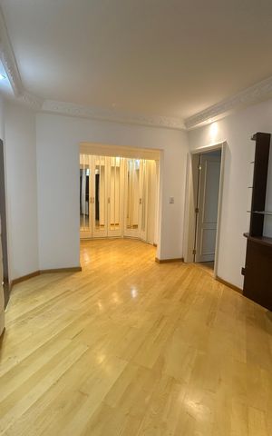 Apartamento para alugar com 285m², 3 quartos e 4 vagas Apartamento para alugar com 285m², 3 quartos e 4 vagasSuíte 2