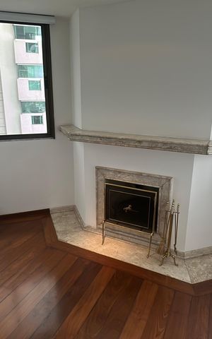Apartamento para alugar com 285m², 3 quartos e 4 vagas Apartamento para alugar com 285m², 3 quartos e 4 vagasLareira