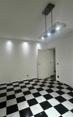 Apartamento para alugar com 285m², 3 quartos e 4 vagas Apartamento para alugar com 285m², 3 quartos e 4 vagasSala de Jantar