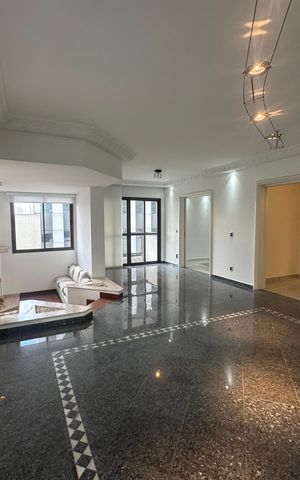 Apartamento para alugar com 285m², 3 quartos e 4 vagas Apartamento para alugar com 285m², 3 quartos e 4 vagasSala