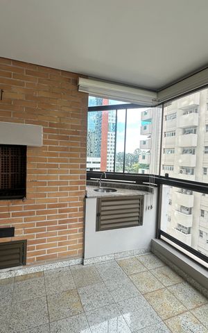 Apartamento para alugar com 285m², 3 quartos e 4 vagas Apartamento para alugar com 285m², 3 quartos e 4 vagasChurrasqueira