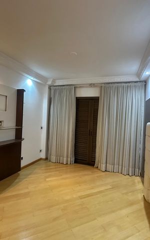 Apartamento para alugar com 285m², 3 quartos e 4 vagas Apartamento para alugar com 285m², 3 quartos e 4 vagasSuíte 2