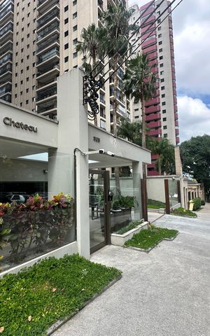 Apartamento para alugar com 285m², 3 quartos e 4 vagas Apartamento para alugar com 285m², 3 quartos e 4 vagasFachada e portaria