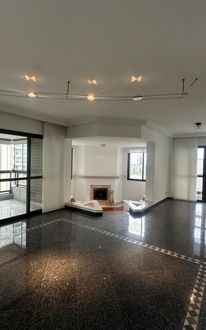 Apartamento para alugar com 285m², 3 quartos e 4 vagas Apartamento para alugar com 285m², 3 quartos e 4 vagasSala