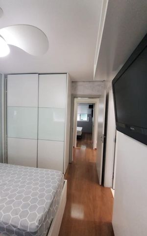 Casa de condomínio à venda com 360m², 4 quartos e 4 vagas Casa de condomínio à venda com 360m², 4 quartos e 4 vagasQuarto 2