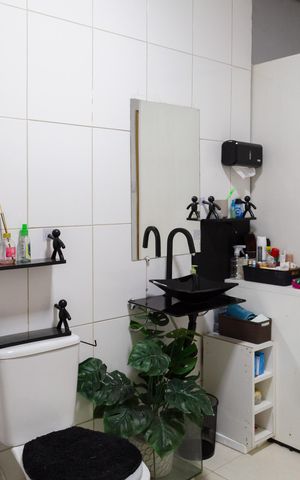 Casa à venda com 380m², 5 quartos e 2 vagasBanheiro da Suíte 1 - Casa 3