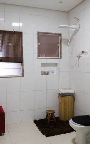 Casa à venda com 380m², 5 quartos e 2 vagasBanheiro da Suíte 1 - Casa 3