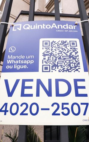 Apartamento à venda com 44m², 2 quartos e 1 vaga Apartamento à venda com 44m², 2 quartos e 1 vagaFachada