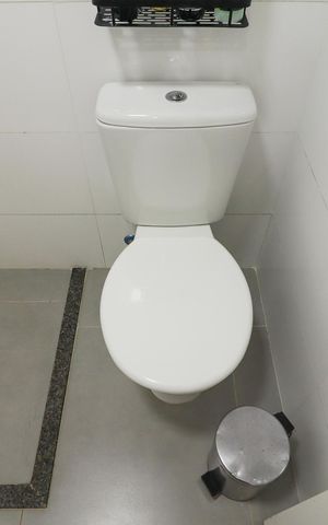 Apartamento à venda com 44m², 2 quartos e 1 vaga Apartamento à venda com 44m², 2 quartos e 1 vagaBanheiro Social