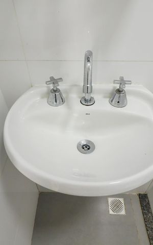 Apartamento à venda com 44m², 2 quartos e 1 vaga Apartamento à venda com 44m², 2 quartos e 1 vagaBanheiro Social