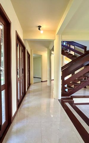 Casa de condomínio para alugar com 385m², 4 quartos e 4 vagas Casa de condomínio para alugar com 385m², 4 quartos e 4 vagasSala 2