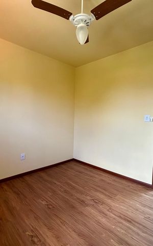 Casa de condomínio para alugar com 385m², 4 quartos e 4 vagas Casa de condomínio para alugar com 385m², 4 quartos e 4 vagasQuarto 3
