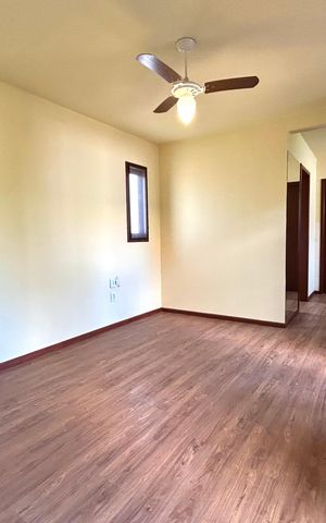 Casa de condomínio para alugar com 385m², 4 quartos e 4 vagas Casa de condomínio para alugar com 385m², 4 quartos e 4 vagasSuíte