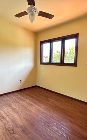 Casa de condomínio para alugar com 385m², 4 quartos e 4 vagas Casa de condomínio para alugar com 385m², 4 quartos e 4 vagasQuarto 3
