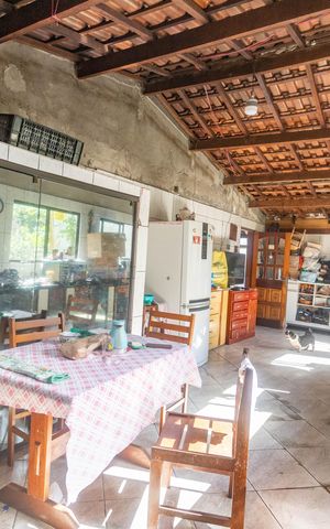 Casa à venda com 225m², 3 quartos e 5 vagas Casa à venda com 225m², 3 quartos e 5 vagasCasa 2 - cozinha