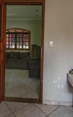 Casa à venda com 225m², 3 quartos e 5 vagas Casa à venda com 225m², 3 quartos e 5 vagasCasa 1 - quarto 2