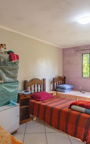Casa à venda com 225m², 3 quartos e 5 vagas Casa à venda com 225m², 3 quartos e 5 vagasCasa 2 - quarto
