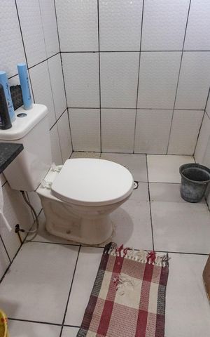 Casa à venda com 225m², 3 quartos e 5 vagas Casa à venda com 225m², 3 quartos e 5 vagasCasa 2 - banheiro