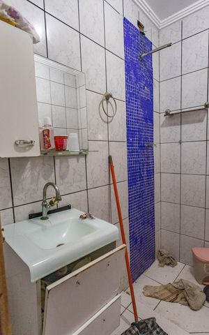 Casa à venda com 225m², 3 quartos e 5 vagas Casa à venda com 225m², 3 quartos e 5 vagasCasa 1 - banheiro social