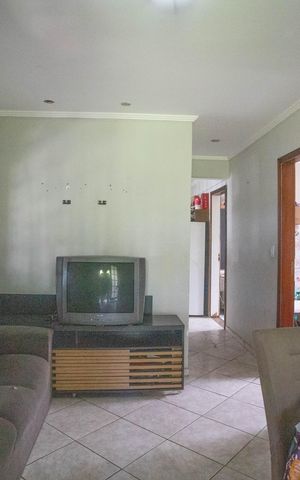 Casa à venda com 225m², 3 quartos e 5 vagas Casa à venda com 225m², 3 quartos e 5 vagasCasa 1 - sala
