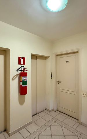 Apartamento à venda com 65m², 1 quarto e 1 vaga Apartamento à venda com 65m², 1 quarto e 1 vagaHall Apartamento