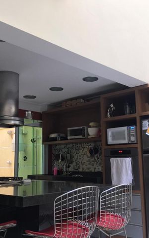 Casa à venda com 234m², 3 quartos e 2 vagas Casa à venda com 234m², 3 quartos e 2 vagasCozinha
