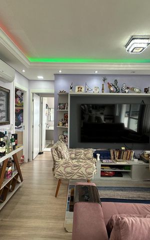 Apartamento à venda com 69m², 2 quartos e 2 vagasSala