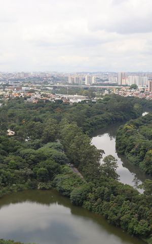 Apartamento à venda com 69m², 2 quartos e 2 vagasVista