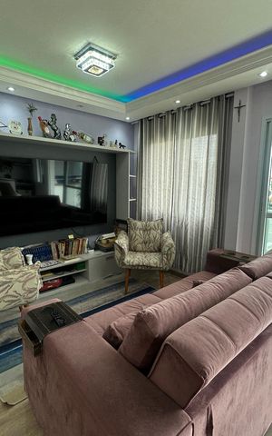Apartamento à venda com 69m², 2 quartos e 2 vagasSala