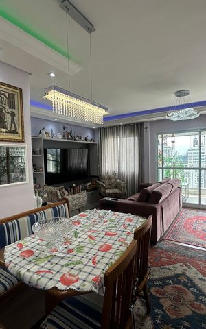 Apartamento à venda com 69m², 2 quartos e 2 vagasSala