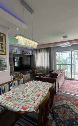 Apartamento à venda com 69m², 2 quartos e 2 vagasSala