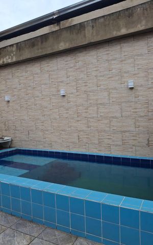Casa à venda com 115m², 3 quartos e 1 vaga Casa à venda com 115m², 3 quartos e 1 vagaÁrea externa