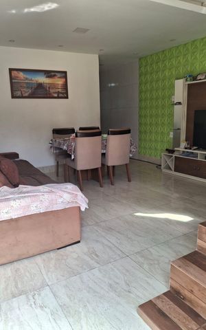 Casa à venda com 115m², 3 quartos e 1 vaga Casa à venda com 115m², 3 quartos e 1 vagaSala