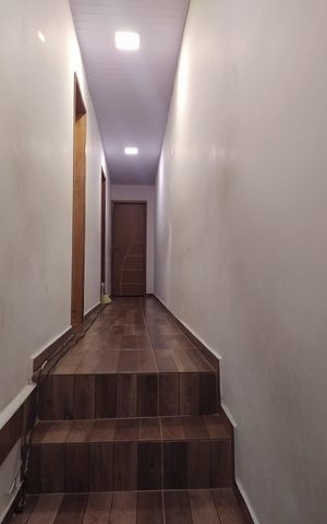 Casa à venda com 115m², 3 quartos e 1 vaga Casa à venda com 115m², 3 quartos e 1 vagaCorredor